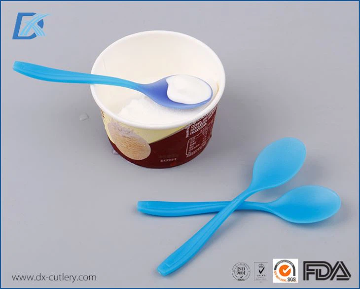 China Factory Price Customized Color Changing Plastic Spoon
